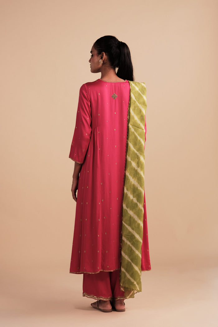 Amara Set in Rani Pink