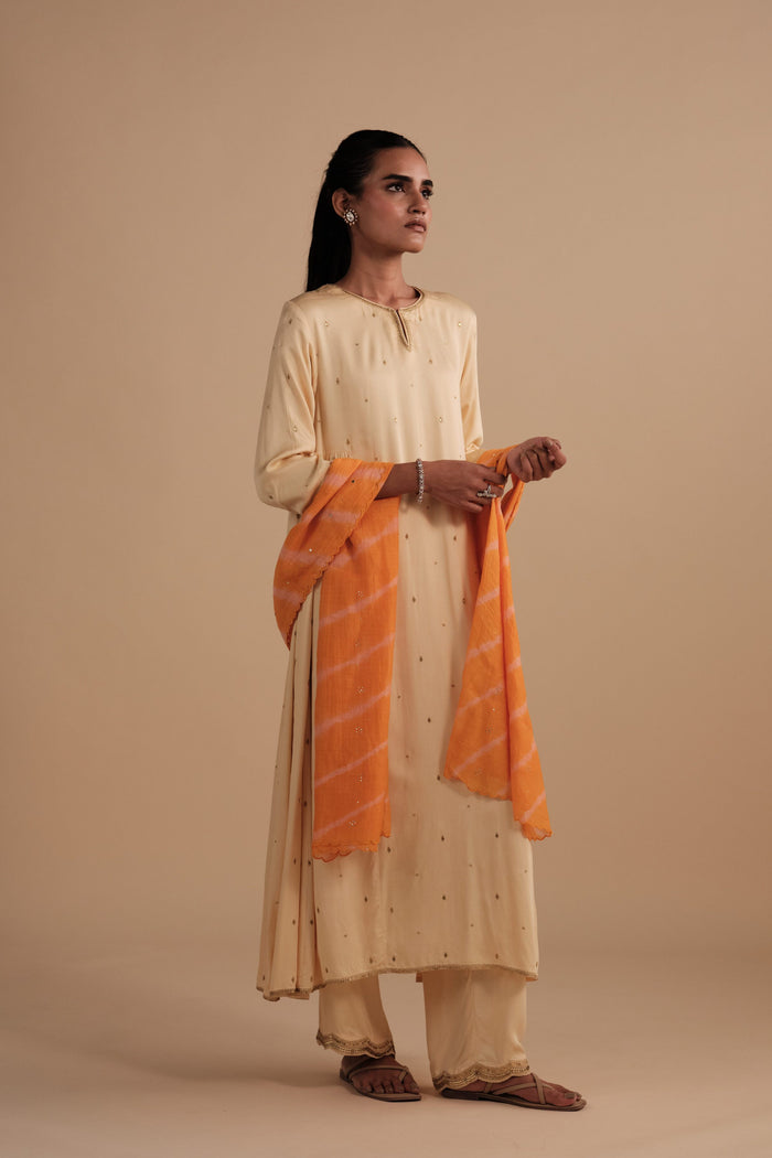 Amara Set in Oat