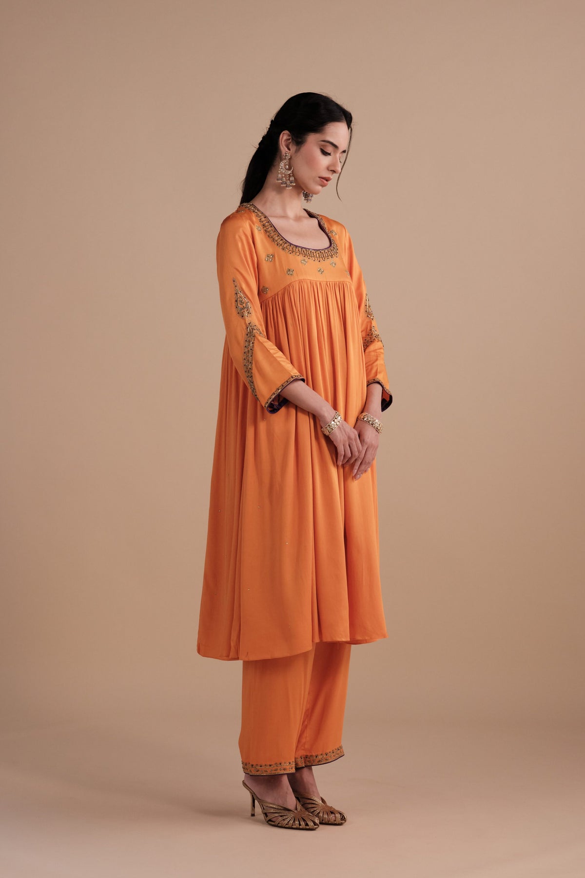 Noor Set in Kesari