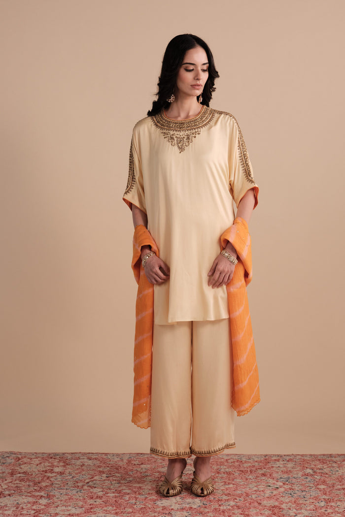 Itrah Set in Oat